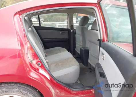 2010 Nissan Sentra 2.0S z USA, uszkodzony, nr VIN 3N1AB6AP4AL724617